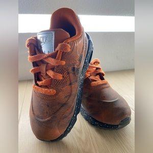 Nike Air Max 90 Mars landing. Toddler Shoes 8C Like New